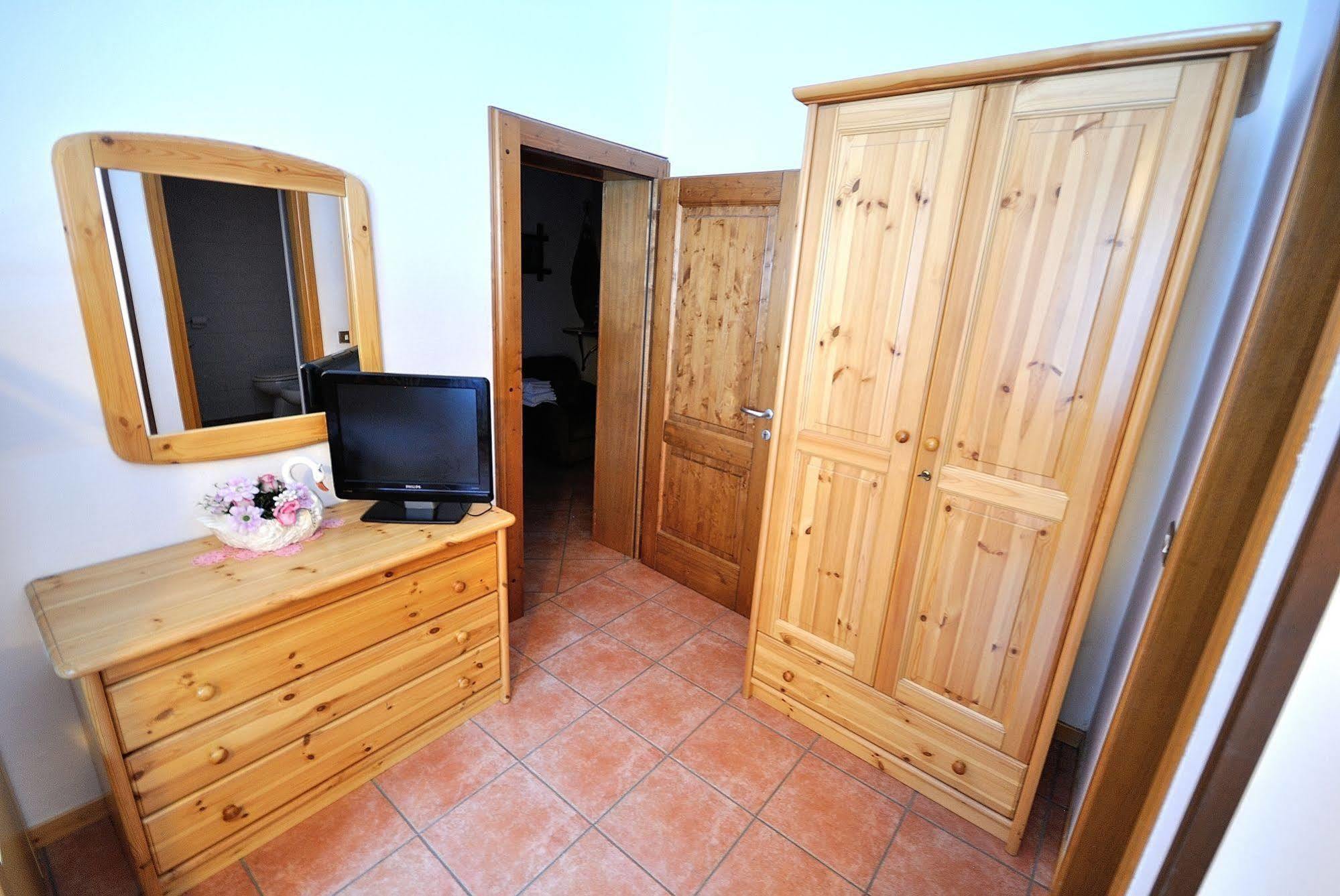 Albergo Morandi Valbondione Bagian luar foto