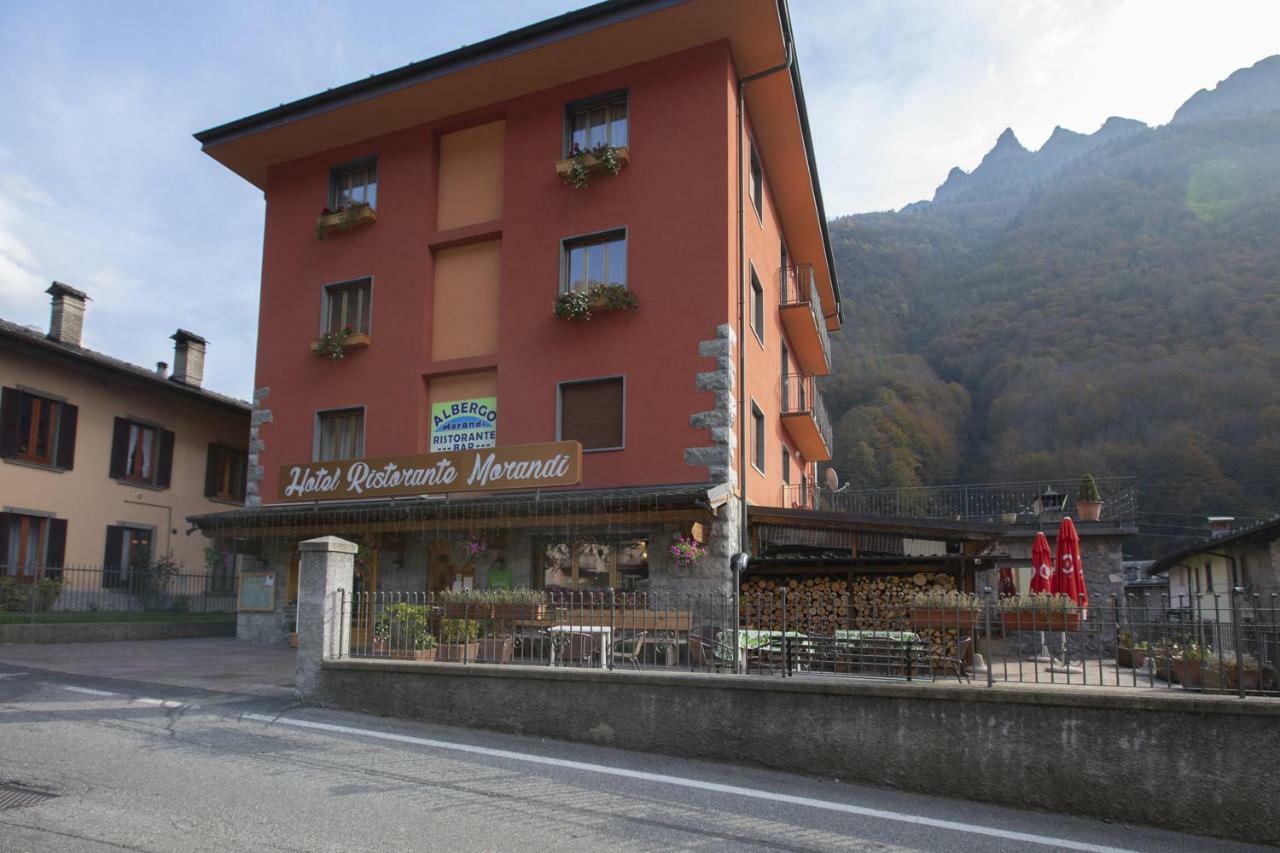 Albergo Morandi Valbondione Bagian luar foto